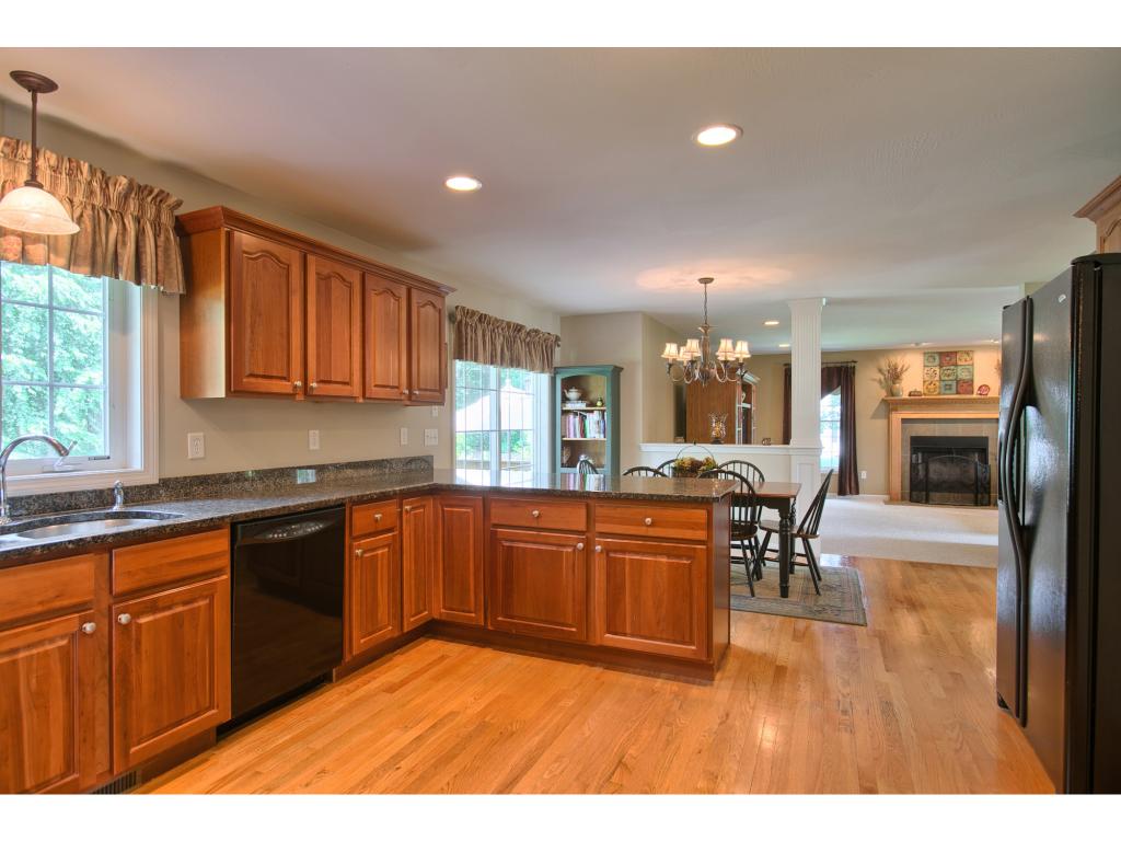 65 Stonepost Road Pelham, NH 03076 - Photo 11 of 33