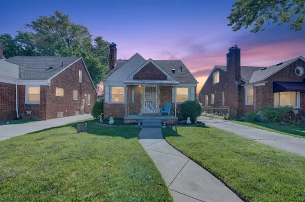 $175,000 | 21500 Redmond Avenue, Eastpointe, MI 48021
