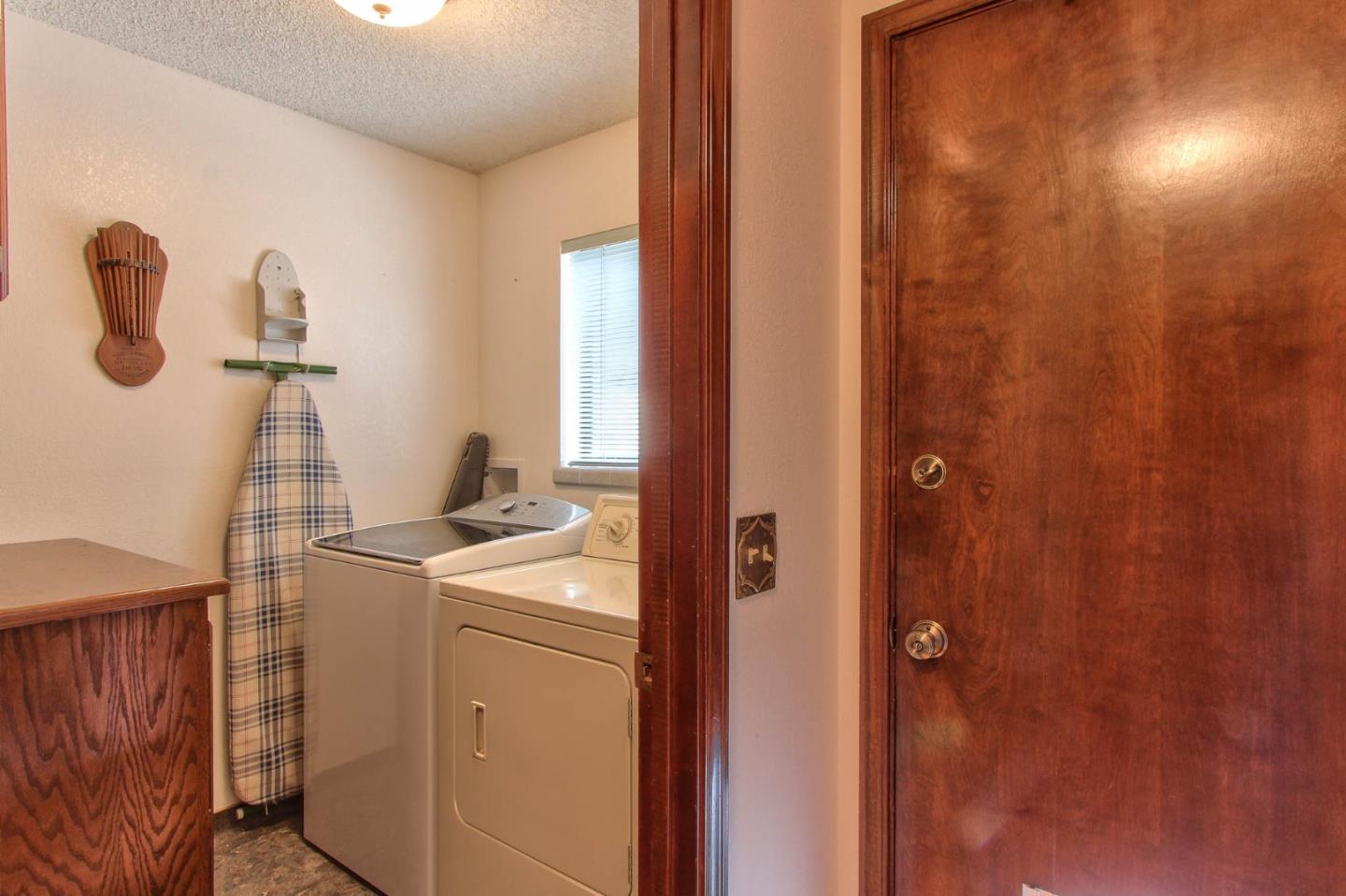 17596 Cross Road Salinas, CA 93907 - Photo 19 of 33 Gallery Image 19