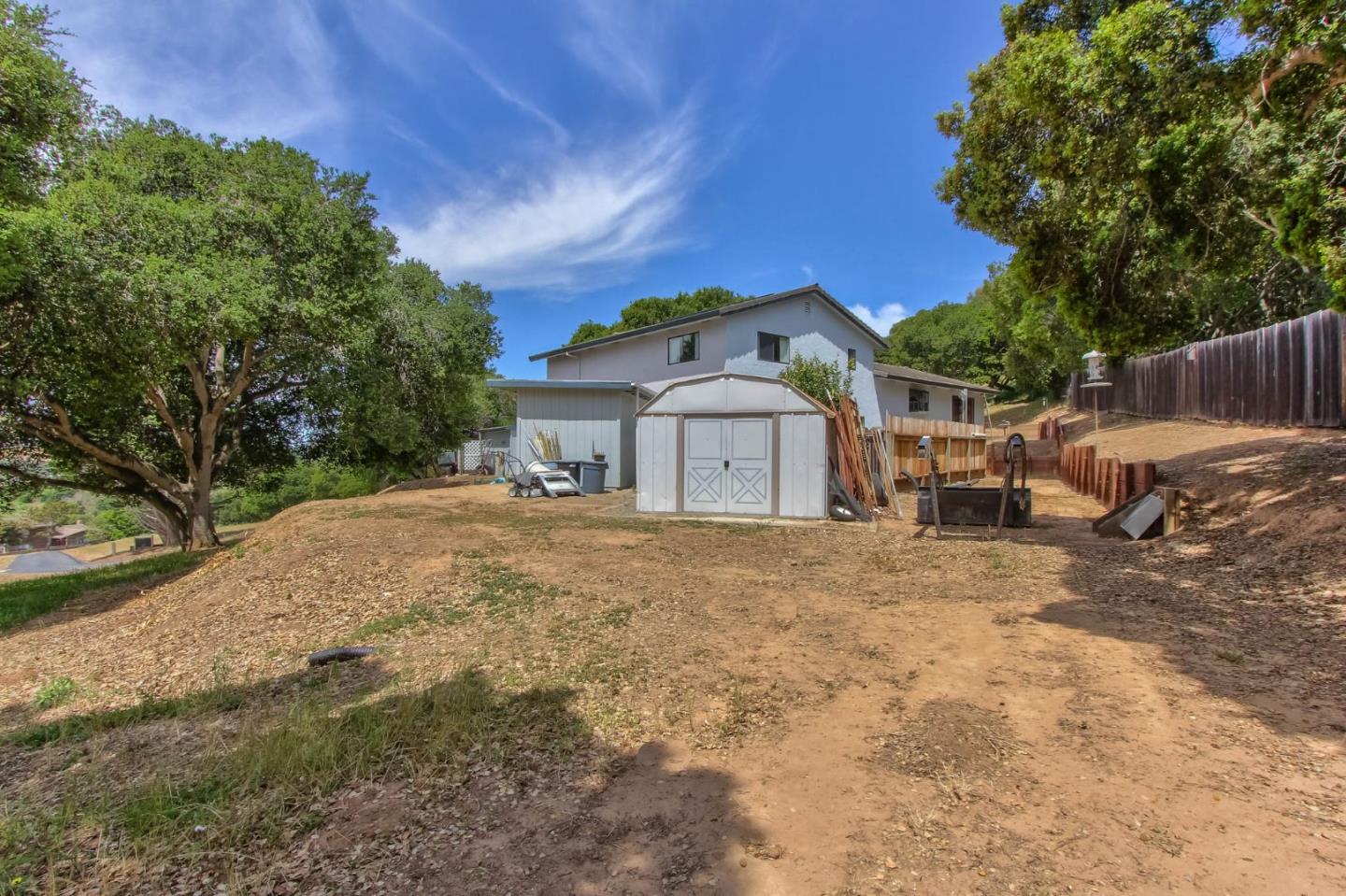 17596 Cross Road Salinas, CA 93907 - Photo 4 of 33 Gallery Image 4