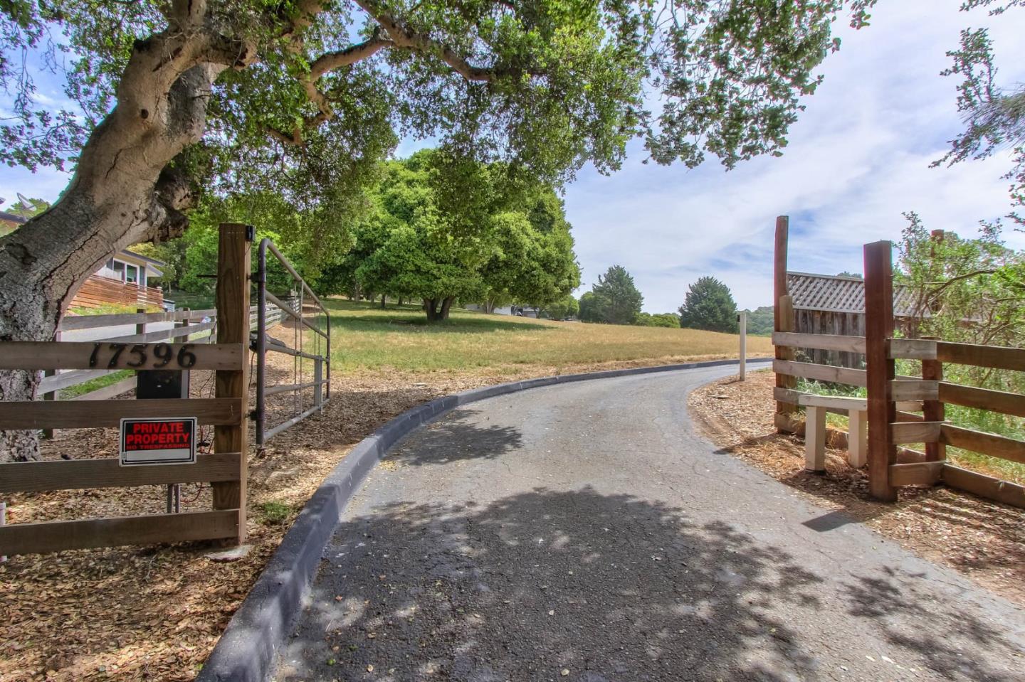 17596 Cross Road Salinas, CA 93907 - Photo 5 of 33 Gallery Image 5