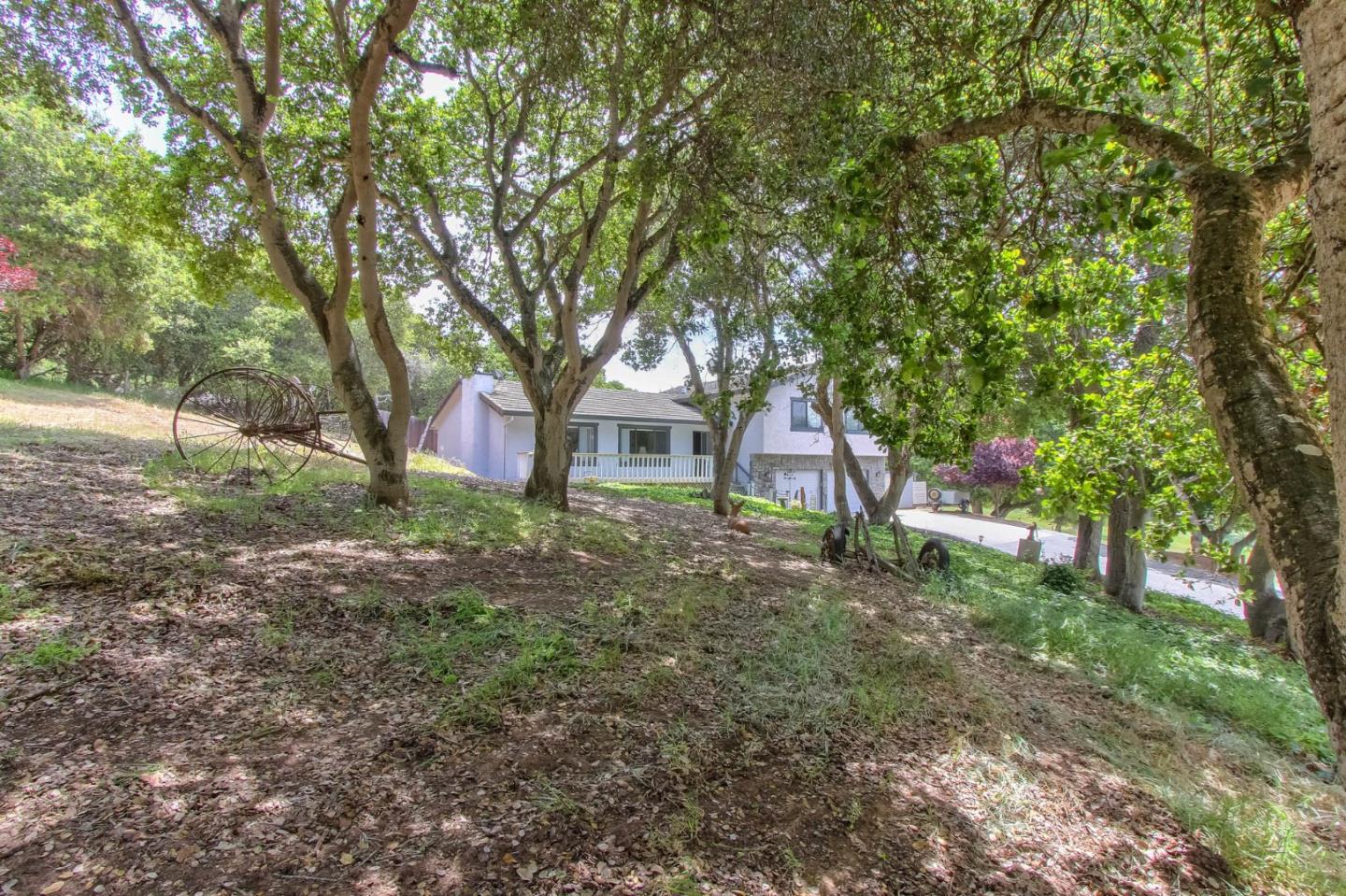 17596 Cross Road Salinas, CA 93907 - Photo 8 of 33 Gallery Image 8