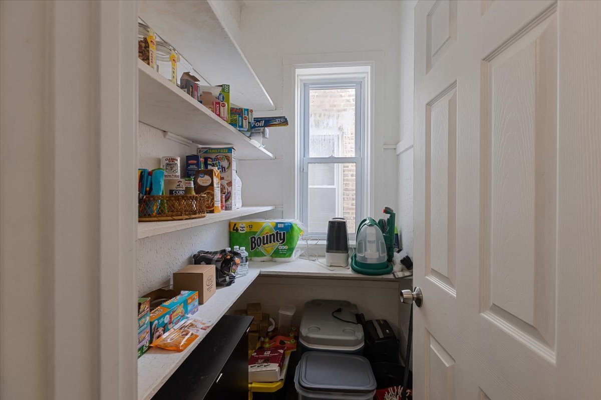 4844 West Rice Street Chicago, IL 60651 - Photo 14 of 33