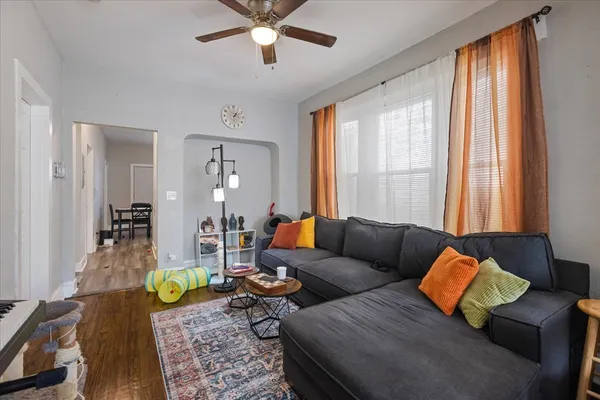 $349,900 | 4844 West Rice Street, Chicago, IL 60651