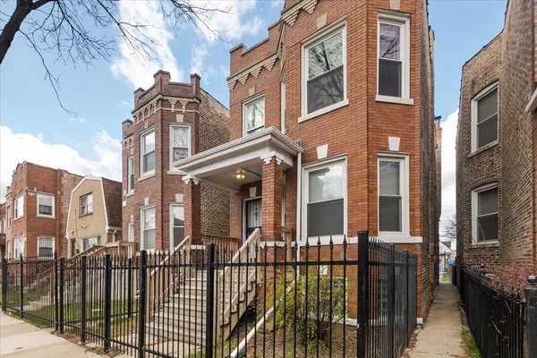 $349,900 | 4844 West Rice Street, Chicago, IL 60651