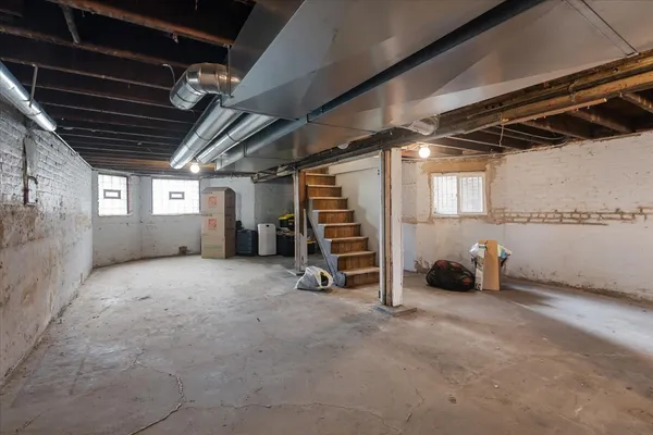 $349,900 | 4844 West Rice Street, Chicago, IL 60651