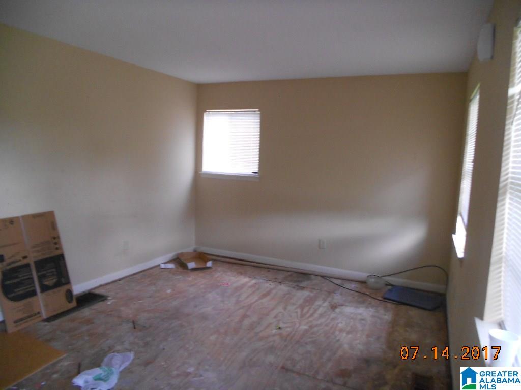 823 Country View Drive Northeast Center Point, AL 35215 - Photo 6 of 22