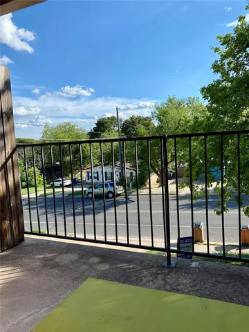 $1,650 | 3503 Dolphin Drive, Unit B, Austin, TX 78704