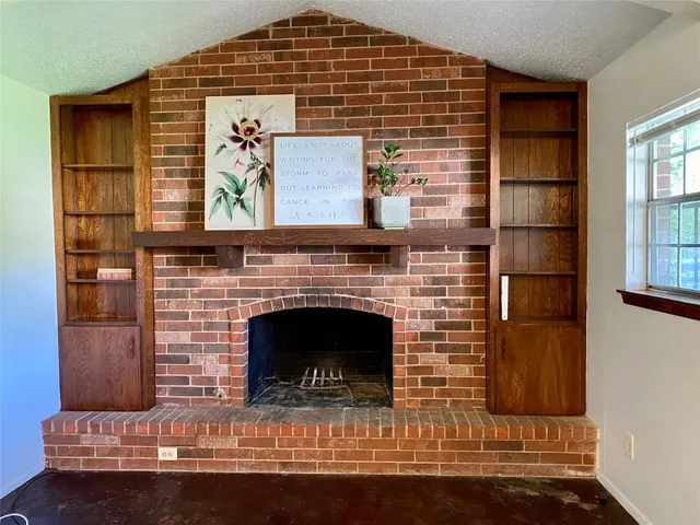 $1,650 | 3503 Dolphin Drive, Unit B, Austin, TX 78704