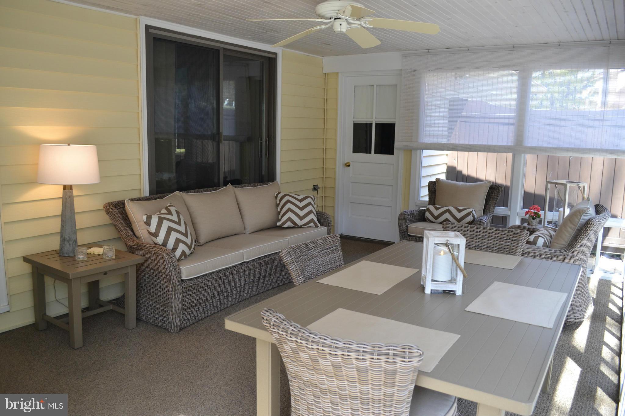 1103 Valewood Road Baltimore, MD 21286 - Photo 11 of 30 Sunroom