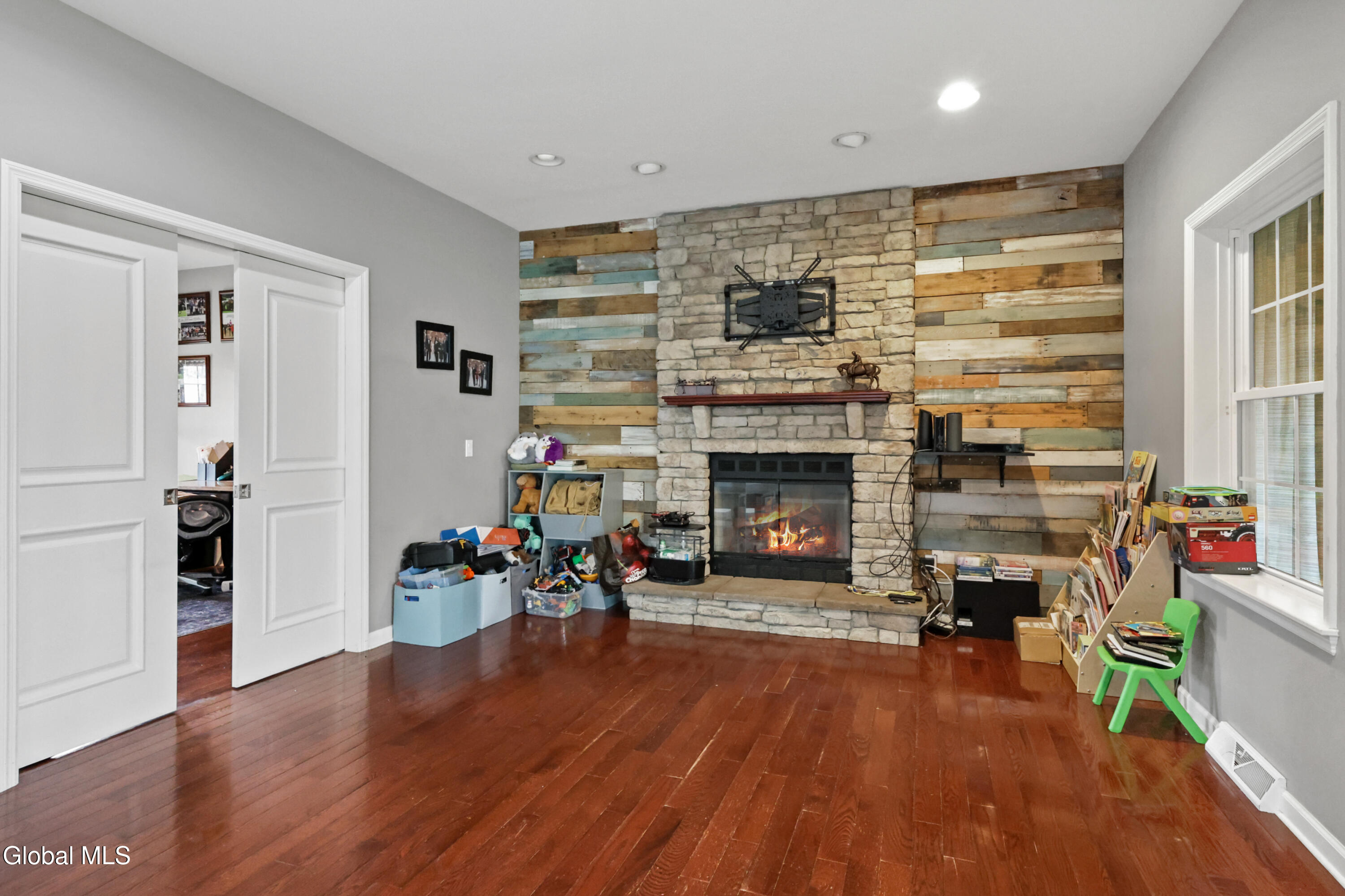 350 Gurn Springs Road Wilton, NY 12831 - Photo 12 of 49 1 (22)