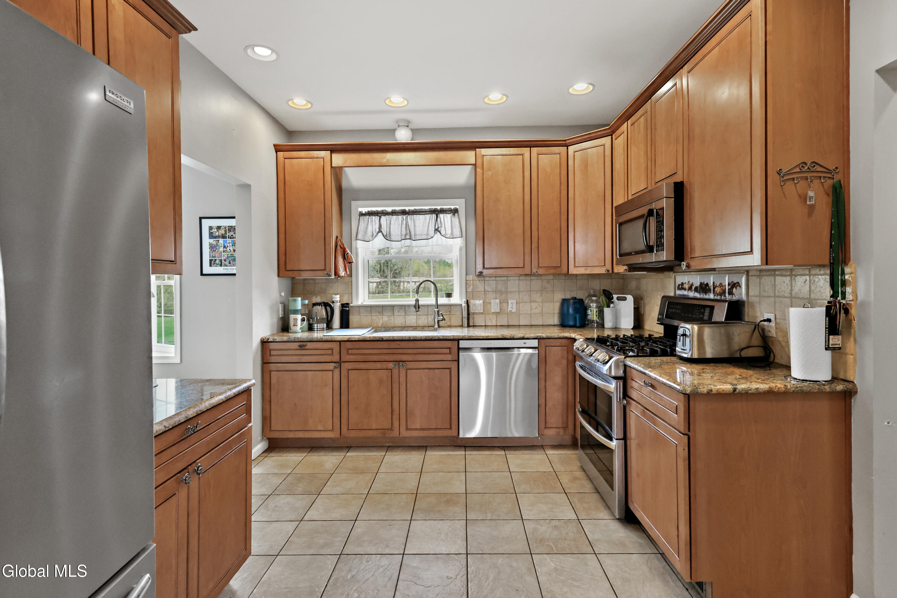 350 Gurn Springs Road Wilton, NY 12831 - Photo 7 of 49 1 (9)