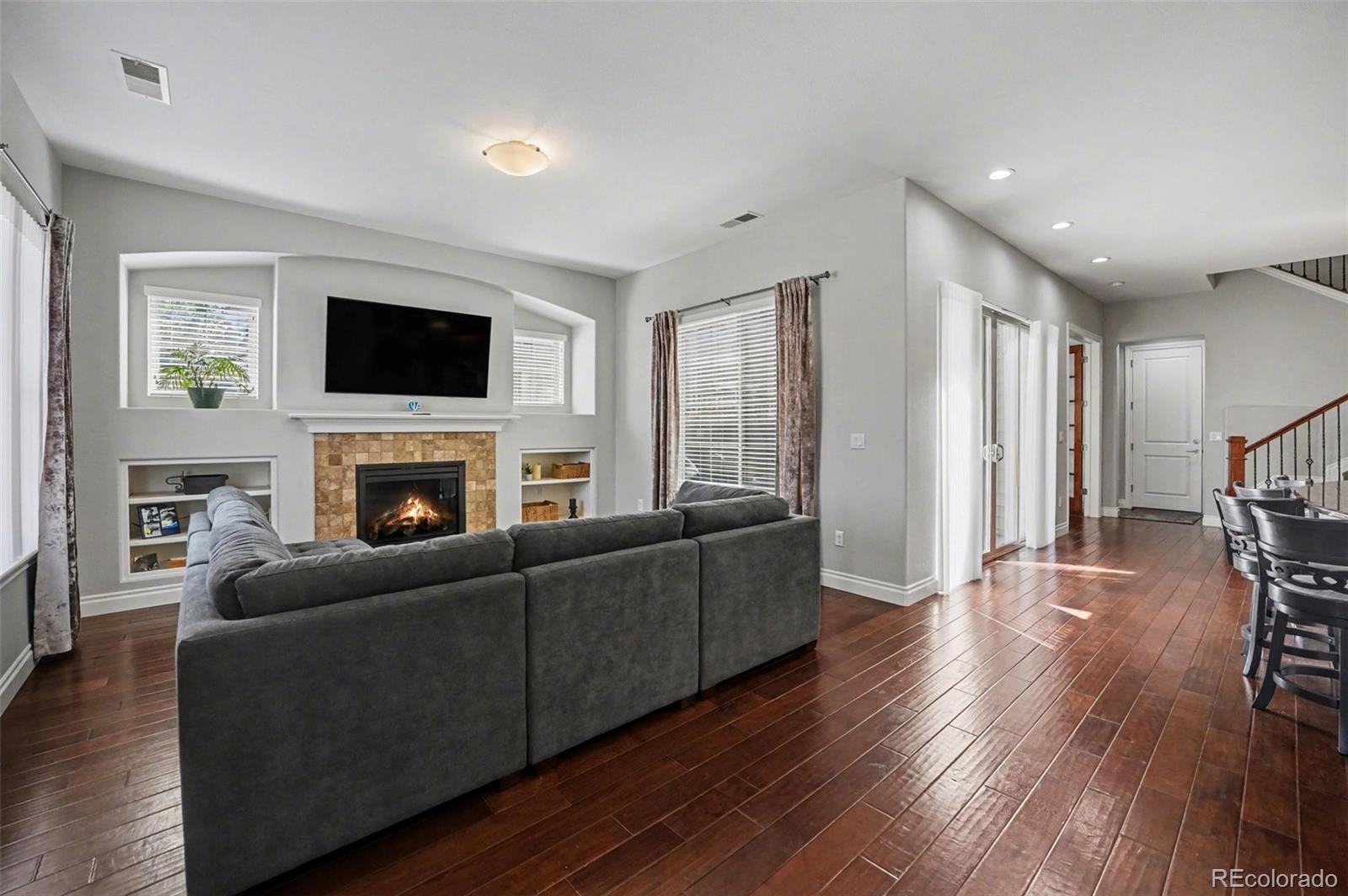 9198 Ridgegate Parkway Lone Tree, CO 80124 - Photo 9 of 33