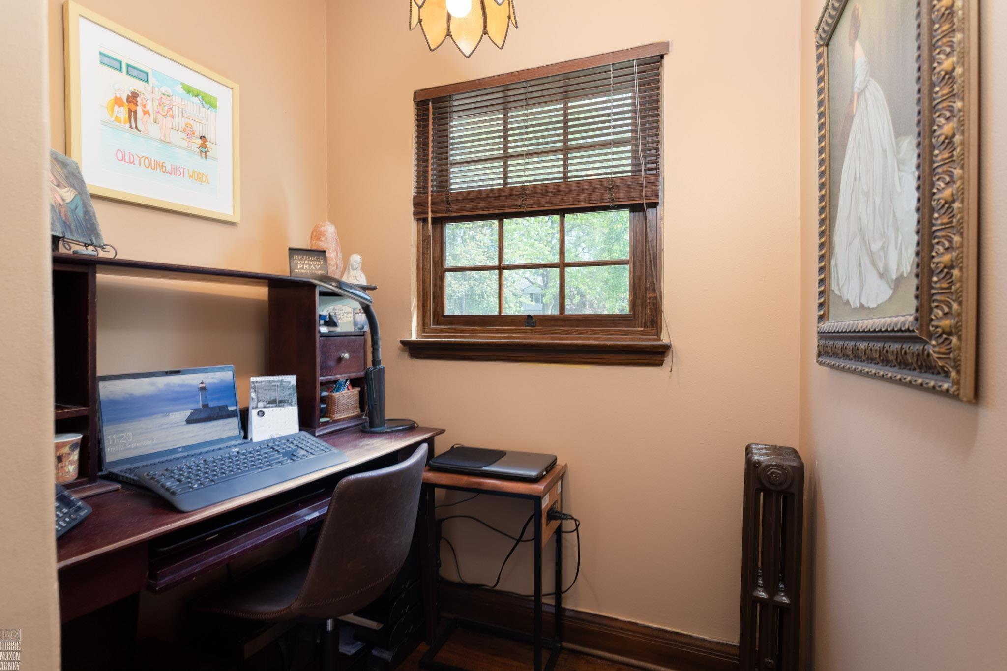859 Westchester Road Grosse Pointe, MI 48230 - Photo 7 of 48 50088958-6.JPG