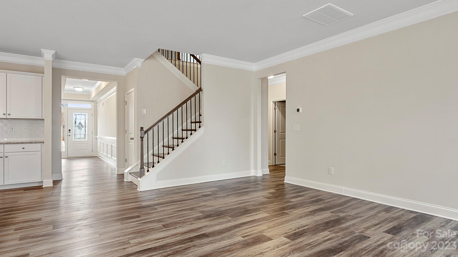 207 Fox Cove Road Hendersonville, NC 28792 - Photo 10 of 32 Gallery Image 10