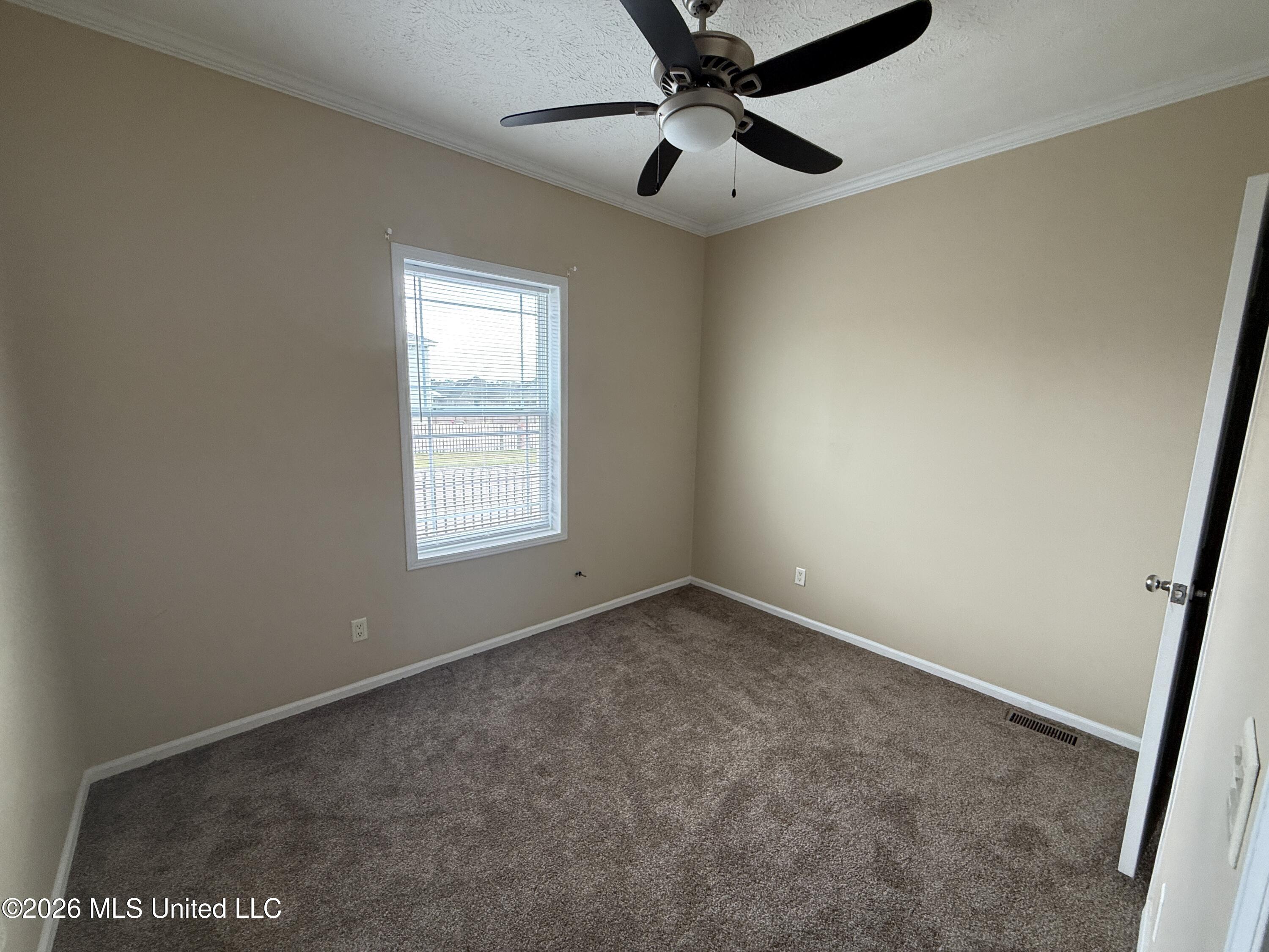 2000 Magazine Street, Unit B Ocean Springs, MS 39564 - Photo 24 of 28 IMG_6153