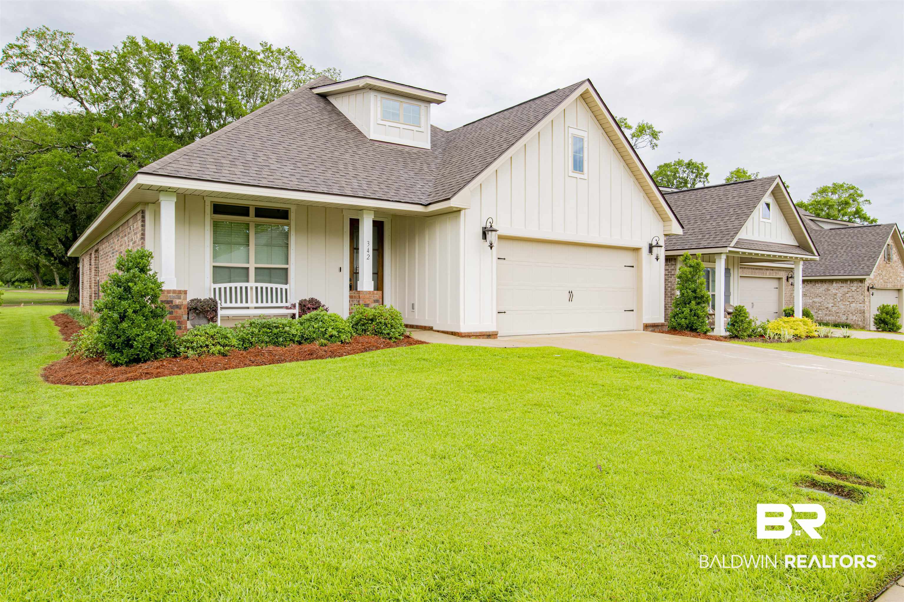 342 Hemlock Drive Fairhope, AL 36532 - Photo 4 of 44