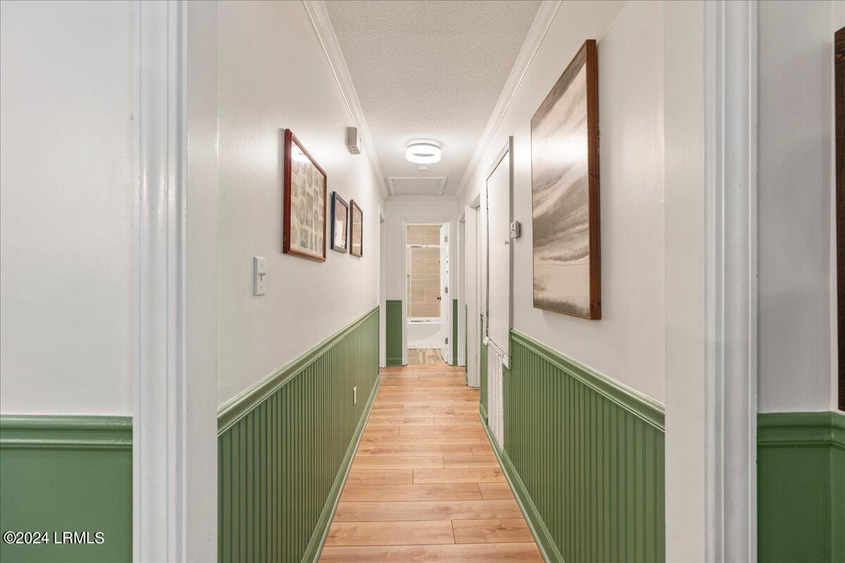 22 Holly Hall Road Beaufort, SC 29907 - Photo 16 of 34 17-Hallway