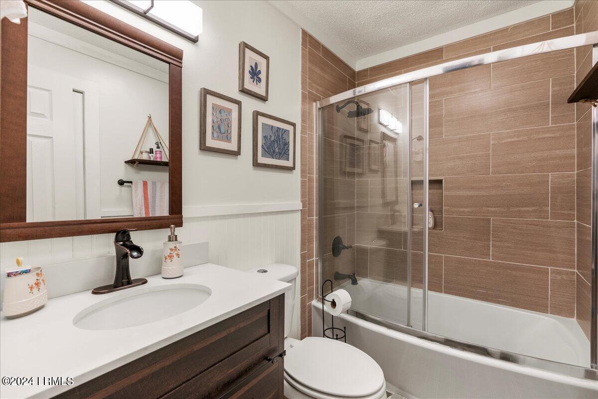 22 Holly Hall Road Beaufort, SC 29907 - Photo 23 of 34 24-Bathroom 2