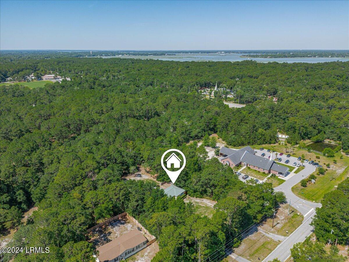 22 Holly Hall Road Beaufort, SC 29907 - Photo 33 of 34 33-Aerial Rear (Pin)