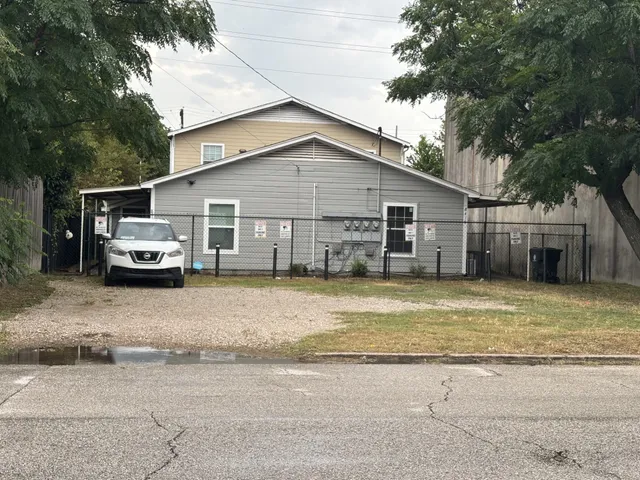 $850 | 8416 La Porte Road, Houston, TX 77012