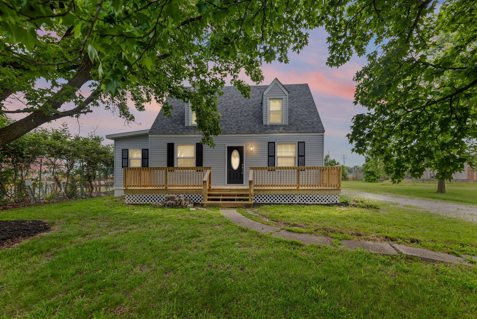 21 Mills Cart Road Salem, IL 62881 - Photo 1 of 40