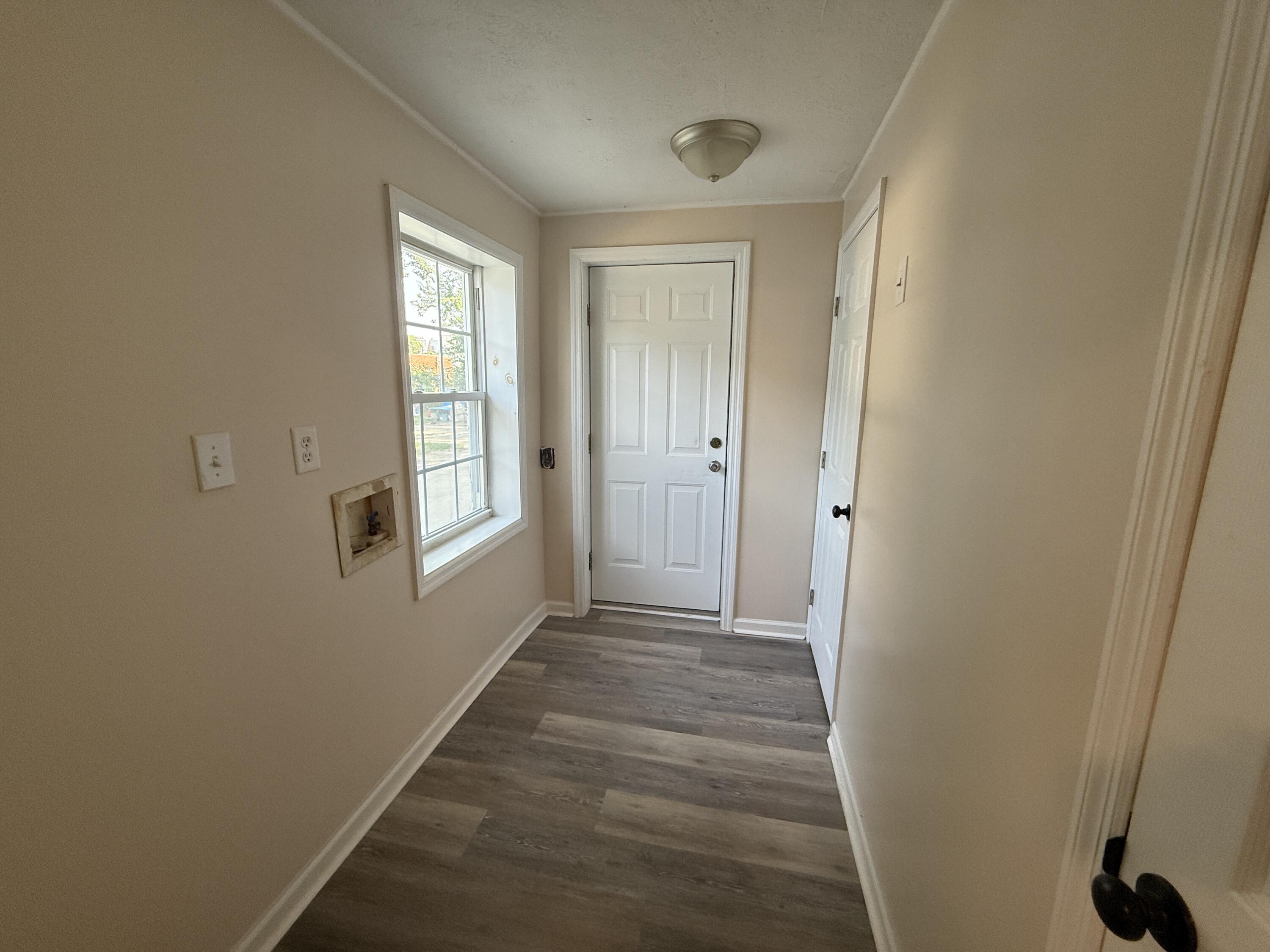 1431 Perry Avenue Augusta, GA 30901 - Photo 8 of 11 Laundry
