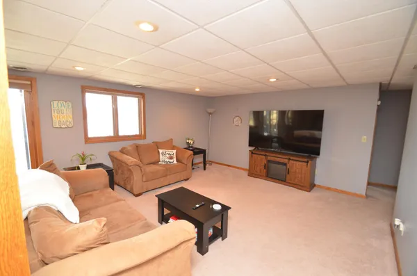 $725,000 | 3049 145th Street Northwest, Monticello, MN 55362