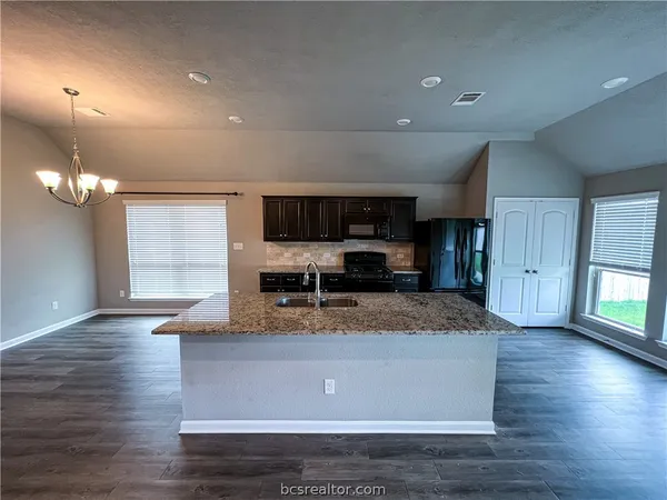 $2,350 | 4009 Alford Street, College Station, TX 77845