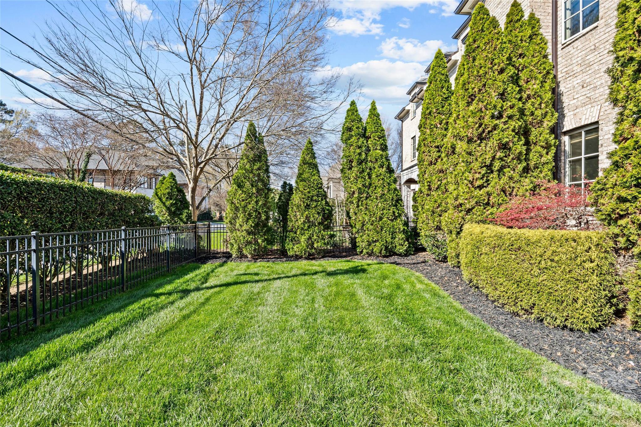 1794 Sterling Road Charlotte, NC 28209 - Photo 40 of 43