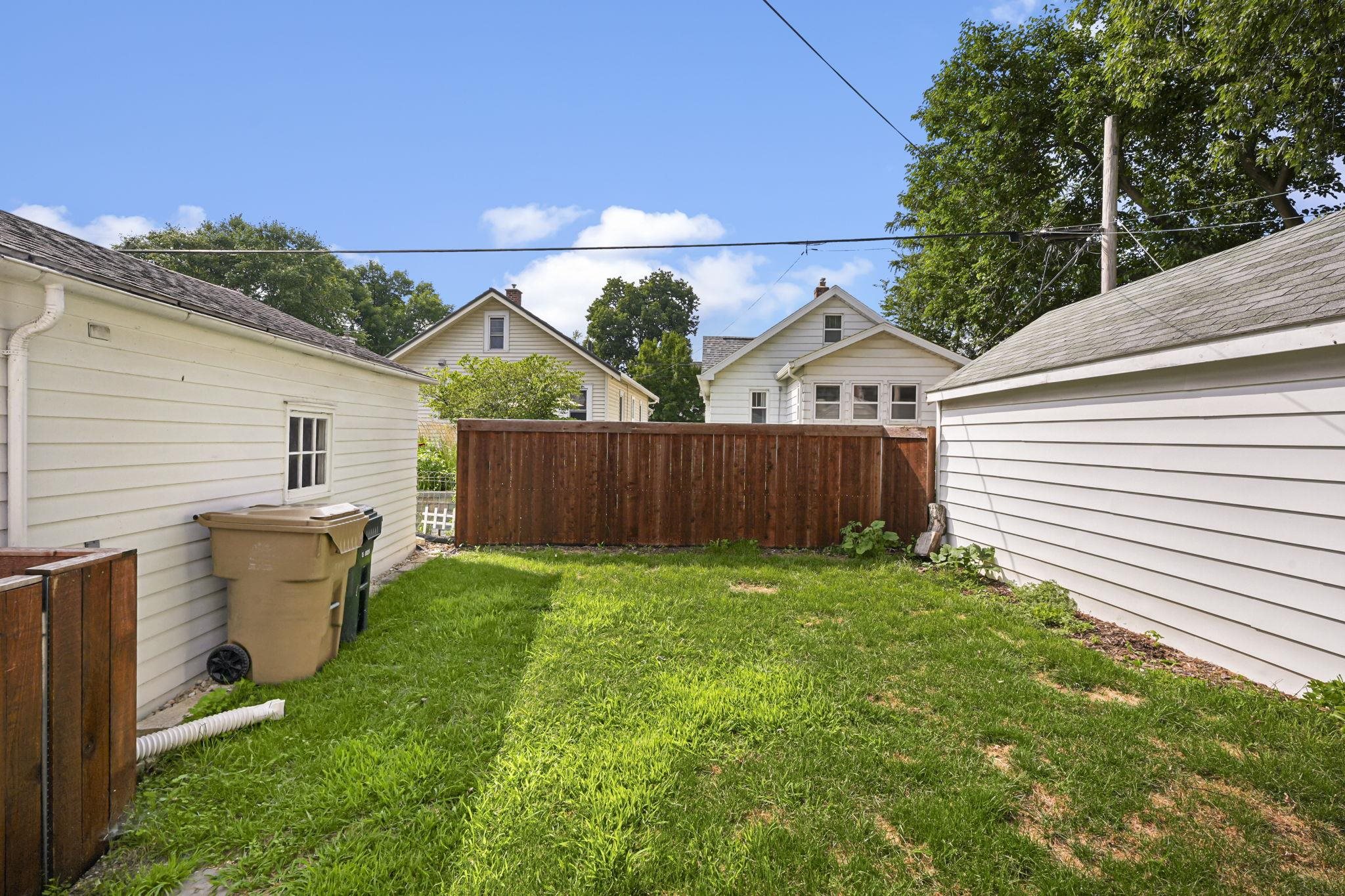 1858 Rutledge Street Madison, WI 53704 - Photo 41 of 52
