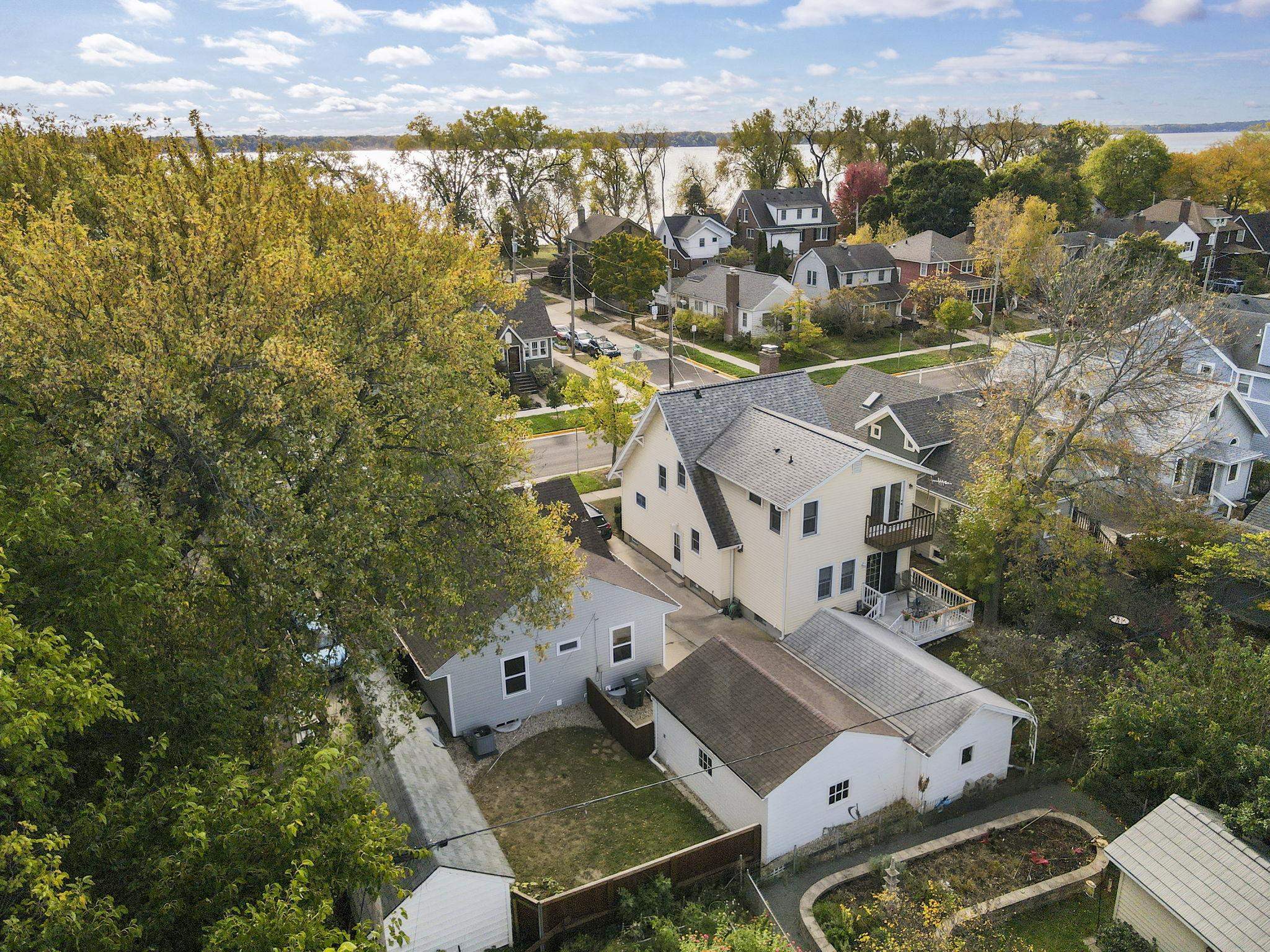 1858 Rutledge Street Madison, WI 53704 - Photo 45 of 52