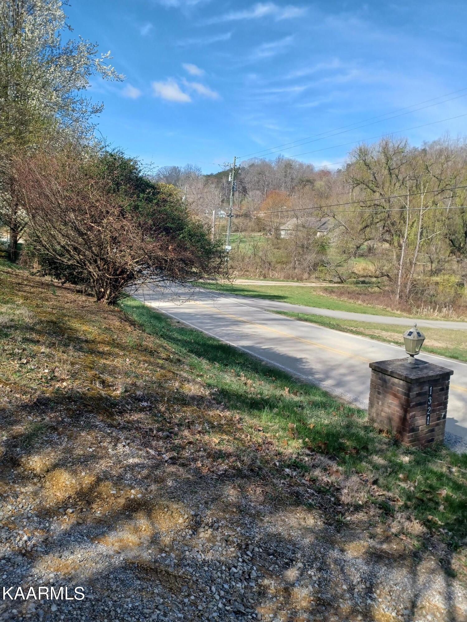 1321 Little Valley Road Maynardville, TN 37807 - Photo 4 of 21 20230311_103644
