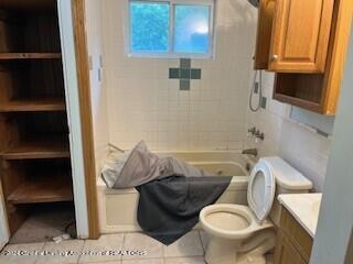 8425 Upton Road Laingsburg, MI 48848 - Photo 13 of 17 4