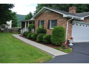 103 Rolling Hills Road Erwin, TN 37650 - Photo 2 of 24 Photo 2