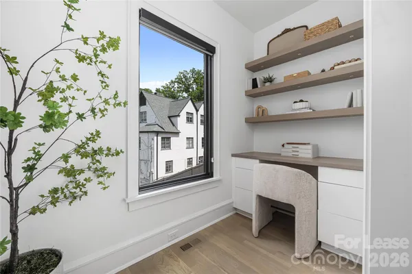 $10,000 | 614 Queens Road, Charlotte, NC 28207