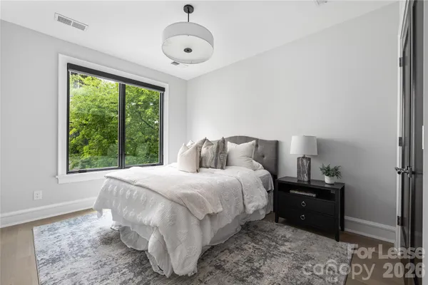 $10,000 | 614 Queens Road, Charlotte, NC 28207
