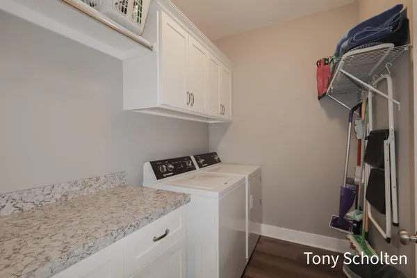 $489,900 | 7960 Eagles Roost Trail, Unit 99, Hudsonville, MI 49426
