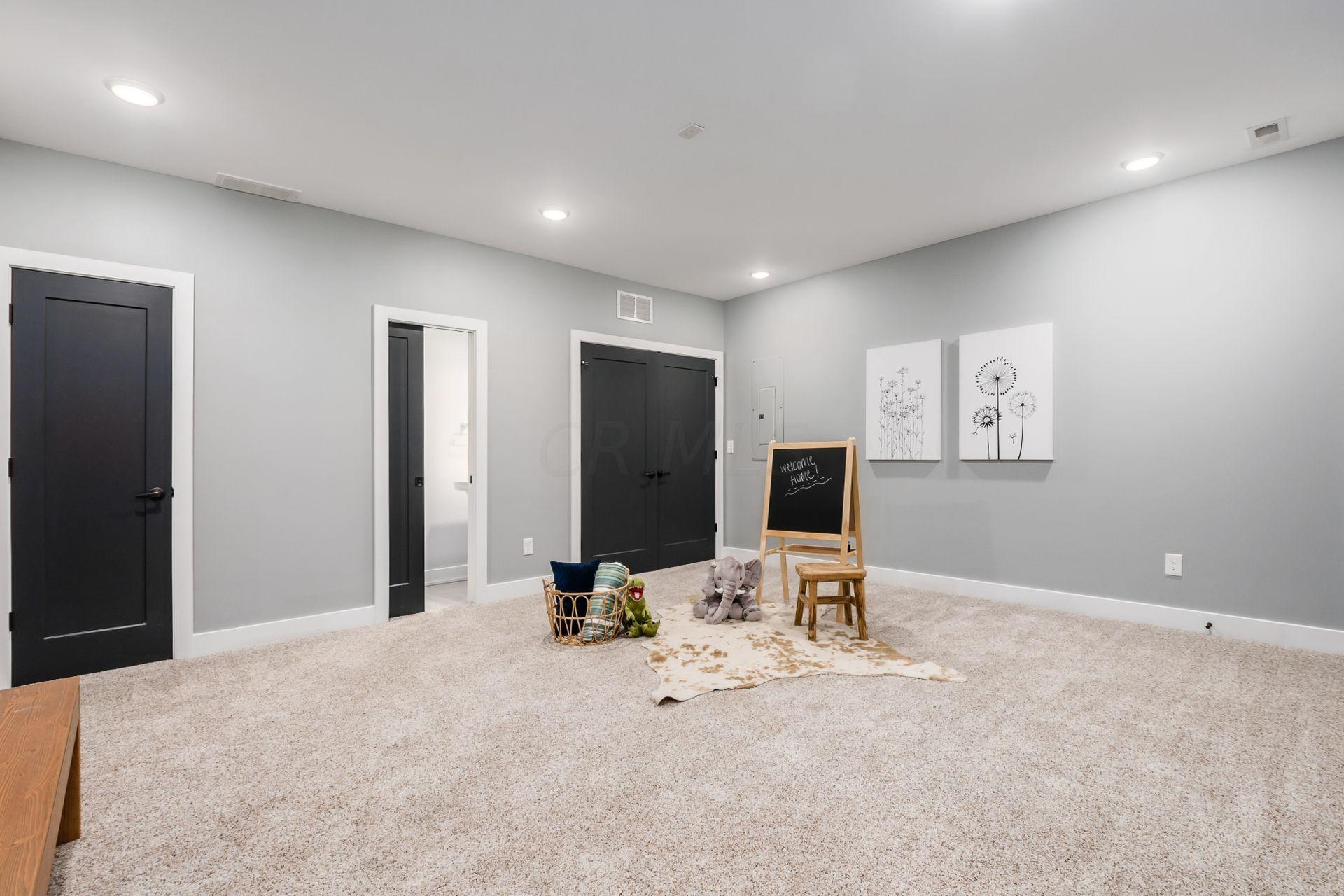 3074 Derby Road Upper Arlington, OH 43221 - Photo 45 of 60