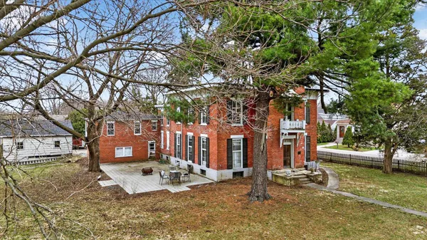 $239,900 | 628 Buchanan Street, Belvidere, IL 61008