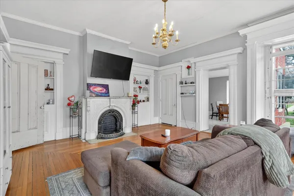 $239,900 | 628 Buchanan Street, Belvidere, IL 61008