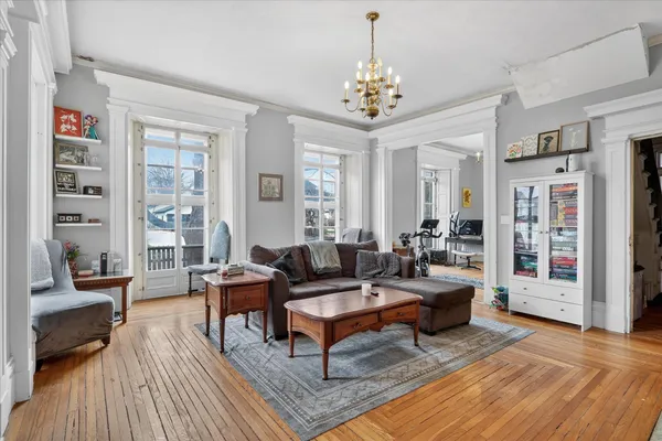 $239,900 | 628 Buchanan Street, Belvidere, IL 61008