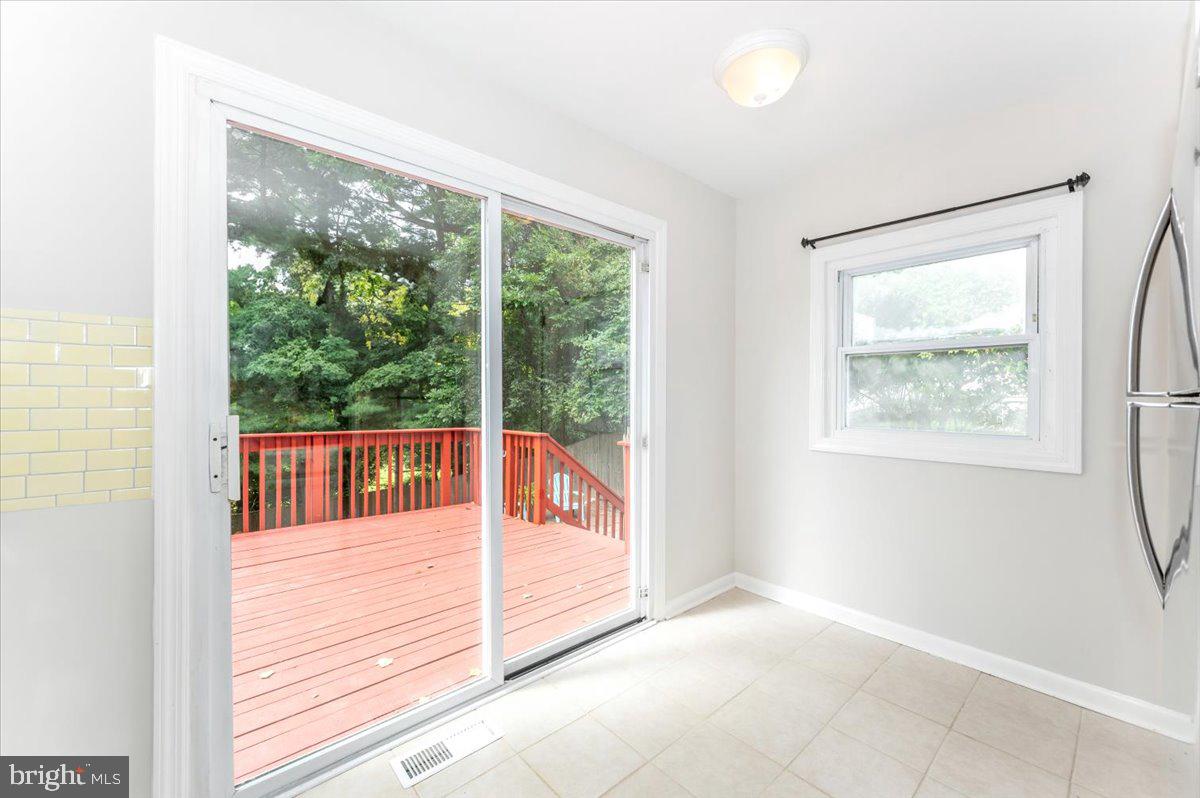 12108 Dewey Road Silver Spring, MD 20906 - Photo 17 of 68