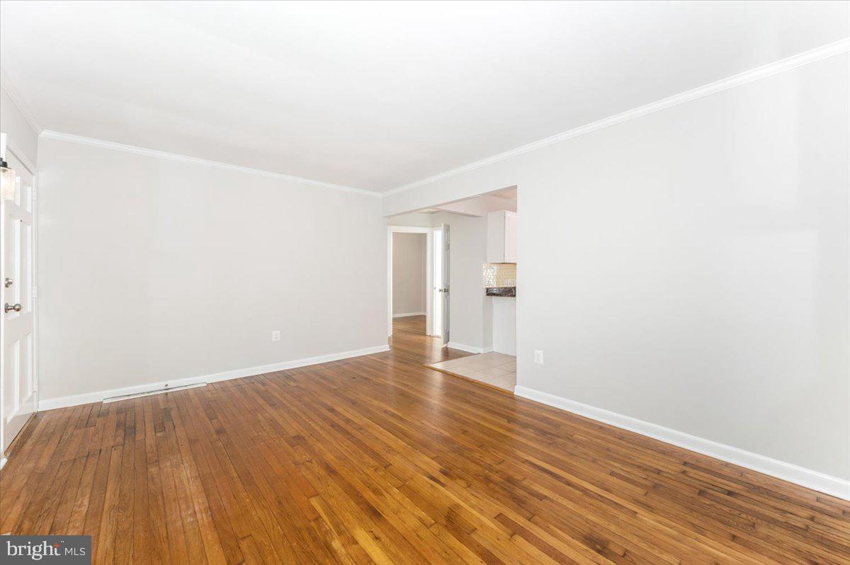 12108 Dewey Road Silver Spring, MD 20906 - Photo 7 of 68