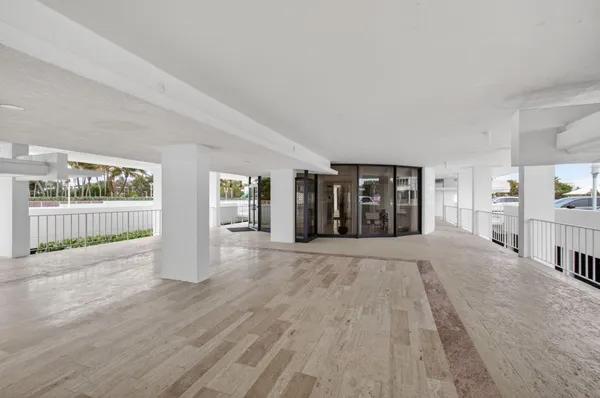 $4,500 | 1200 South Ocean Boulevard, Unit 17C, Boca Raton, FL 33432
