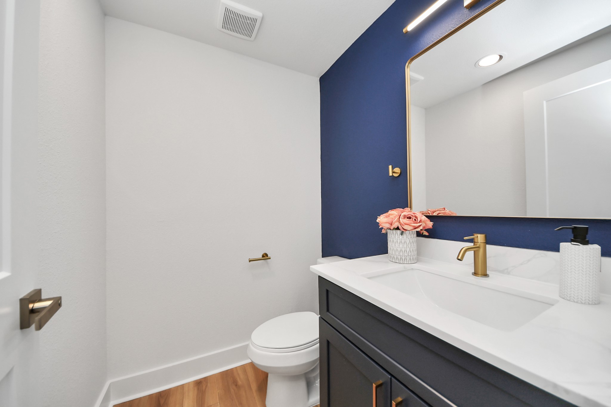 2426 Ella Boulevard Houston, TX 77008 - Photo 28 of 43