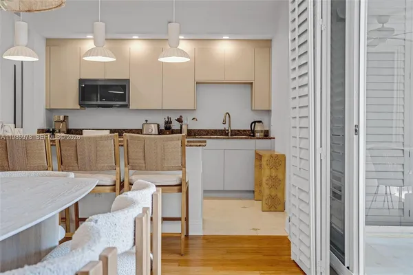 $18,000 | 725 Crandon Boulevard, Unit 203, Key Biscayne, FL 33149