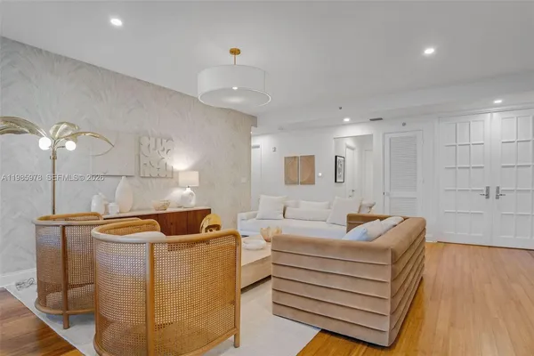 $18,000 | 725 Crandon Boulevard, Unit 203, Key Biscayne, FL 33149