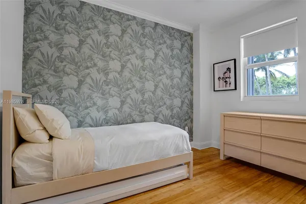 $18,000 | 725 Crandon Boulevard, Unit 203, Key Biscayne, FL 33149