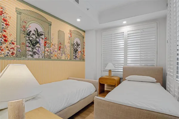 $18,000 | 725 Crandon Boulevard, Unit 203, Key Biscayne, FL 33149